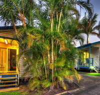 Alex Beach Cabins  Tourist Park - Tourism Canberra