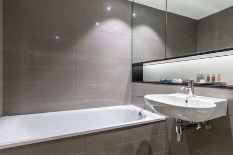Fraser Suites Sydney - Tourism Canberra 5