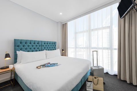 Meriton Suites Pitt Street - Tourism Canberra 16