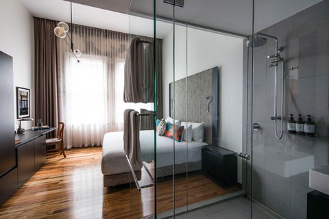 The Old Clare Hotel - Tourism Canberra 9