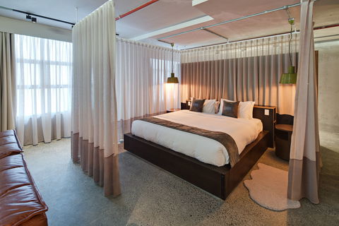 Zara Tower Serviced Apartments - Tourism Canberra 5