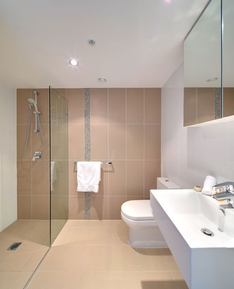 Zara Tower Serviced Apartments - Tourism Canberra 8