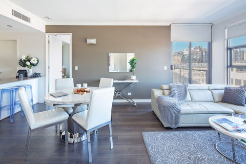Zara Tower Serviced Apartments - Tourism Canberra 12