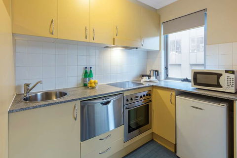 Nesuto Chippendale Sydney Apt Hotel - Tourism Canberra 12