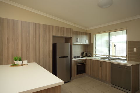 Direct Hotels - Villas On Rivergum - Tourism Canberra 1