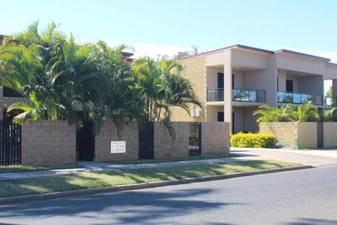 Western Gateway Motel - Tourism Canberra 0