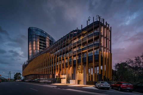 Punthill Ivanhoe Hotel - Tourism Canberra 0