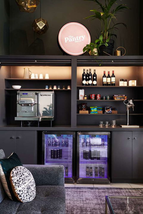 Punthill Ivanhoe Hotel - Tourism Canberra 1
