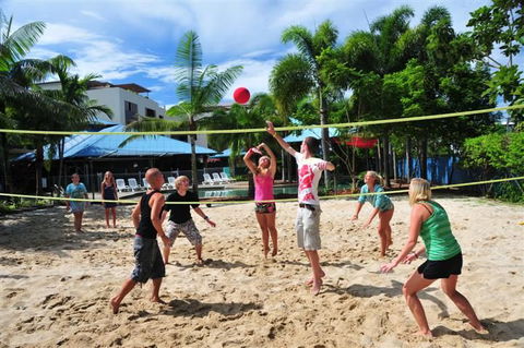 Nomads Cairns Backpackers Resort - Tourism Canberra 0