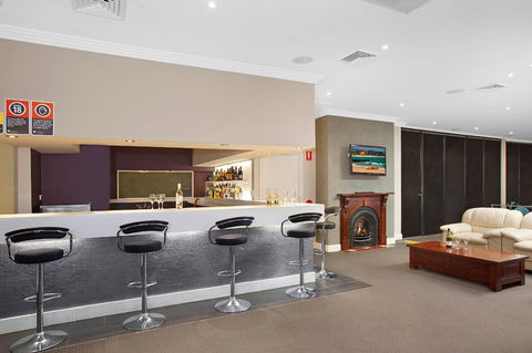 Checkers Resort & Conference Centre - Tourism Canberra 1