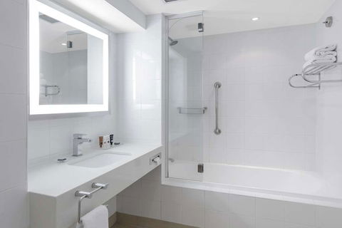 Amora Hotel Brisbane - Tourism Canberra 2