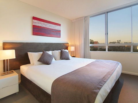 Oaks Lure - Tourism Canberra 1