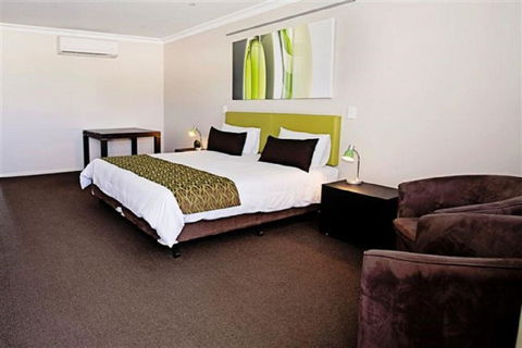Drovers Motor Inn - Tourism Canberra 2