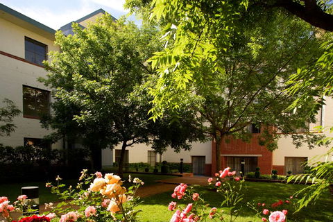 Hyatt Hotel Canberra- A Park Hyatt Hotel - Tourism Canberra 1