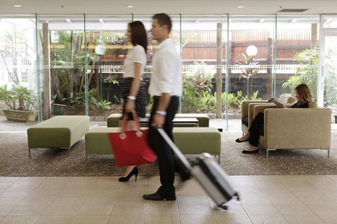 Rydges Esplanade Resort Cairns - Tourism Canberra 2