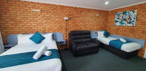 Centrepoint Motel - Tourism Canberra 2