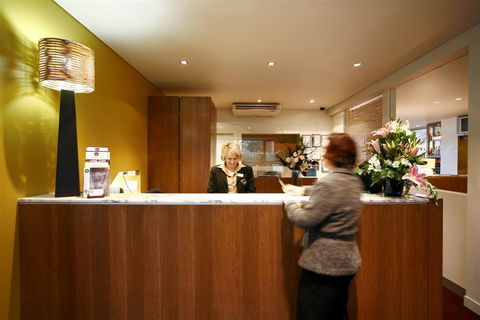 Best Western Plus The Tudor-Box Hill - Tourism Canberra 1