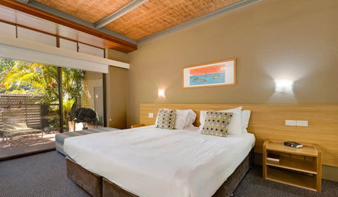Nautilus Beachfront Villas & Spa - Tourism Canberra 1