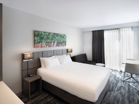 Mercure Sydney Blacktown - Tourism Canberra 2