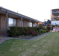 Pevensey Motor Lodge - Tourism Canberra