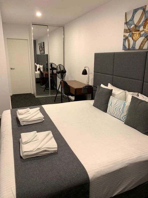 Adelaide Dress Circle Apartments - Tourism Canberra 1