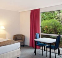 Hotel Ringwood Lake - Tourism Canberra