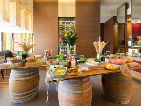 Pullman Hotel At Sydney Olympic Park - Tourism Canberra 1