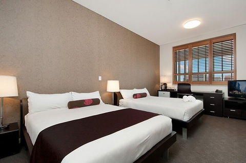 Adabco Boutique Hotel - Tourism Canberra 0