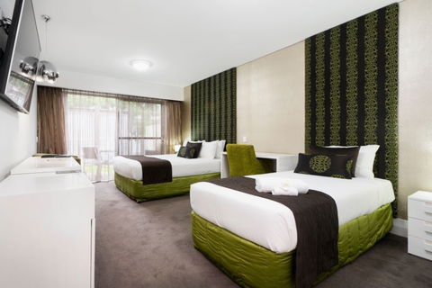 City Golf Club Motel - Tourism Canberra 1