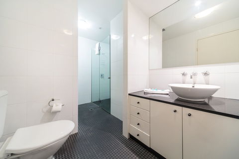 Astra Apartments Sydney CBD - Tourism Canberra 1