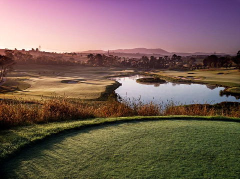 Yarra Valley Lodge - Tourism Canberra 0