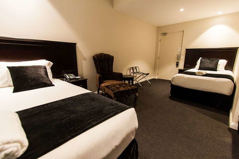 International Hotel Wagga Wagga - Tourism Canberra 1