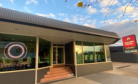 Ashton Townhouse Motel & Suites Tumut - Tourism Canberra 0