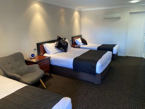 Best Western Plus All Settlers Motor Inn - Tourism Canberra 1