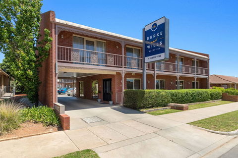 Burke & Wills Motor Inn - Tourism Canberra 1