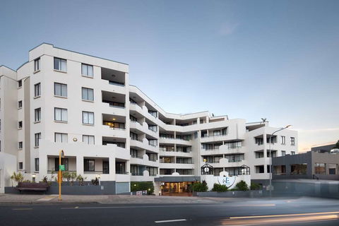 Central West End Apartments - Tourism Canberra 2