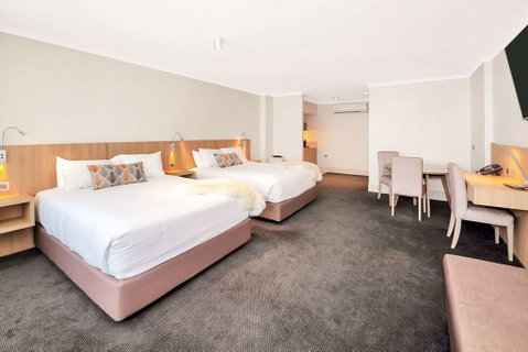 Clarion Hotel Townsville - Tourism Canberra 7