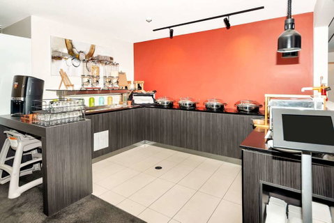 Clarion Hotel Townsville - Tourism Canberra 10