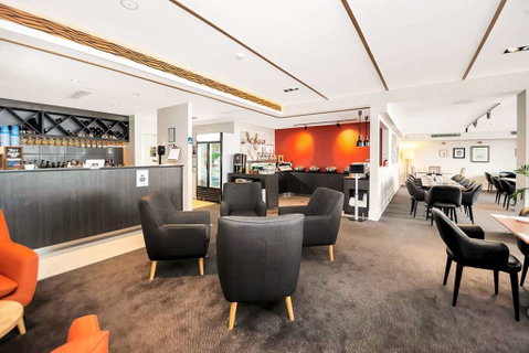 Clarion Hotel Townsville - Tourism Canberra 12