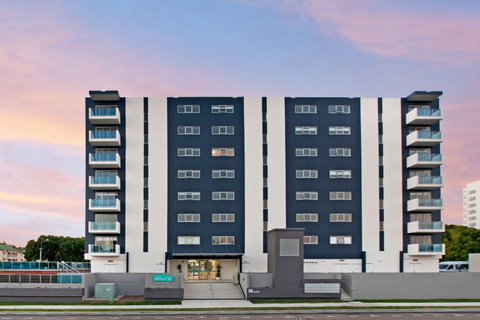 Allure Hotel and Apartments - Tourism Canberra 0