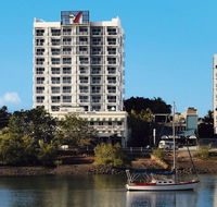Oaks Metropole Hotel - Tourism Canberra