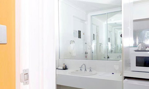 Ballina Byron Islander Resort - Tourism Canberra 5