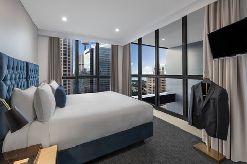 Meriton Suites Pitt Street - Tourism Canberra 2