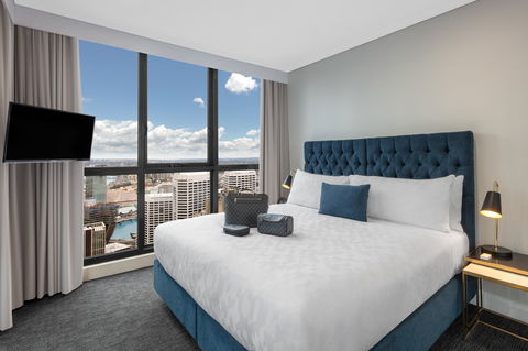 Meriton Suites Pitt Street - Tourism Canberra 5