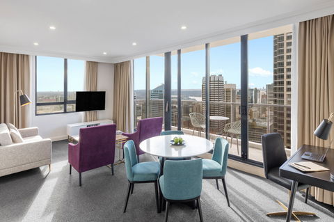 Meriton Suites Pitt Street - Tourism Canberra 14