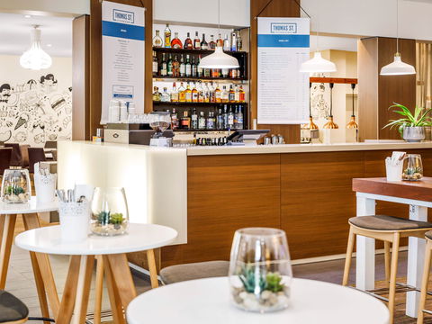 Novotel Sydney Central - Tourism Canberra 10
