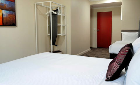28 Hotel - Tourism Canberra 0