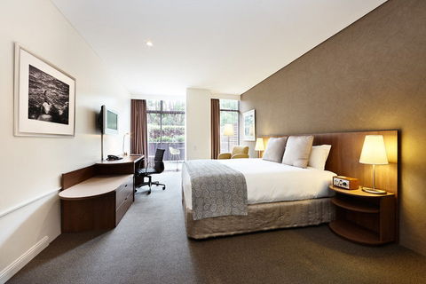 Hotel Urban St Leonards - Tourism Canberra 4