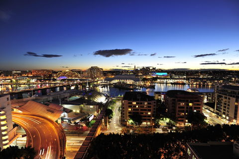 Metro Apartments On Darling Harbour - Tourism Canberra 3