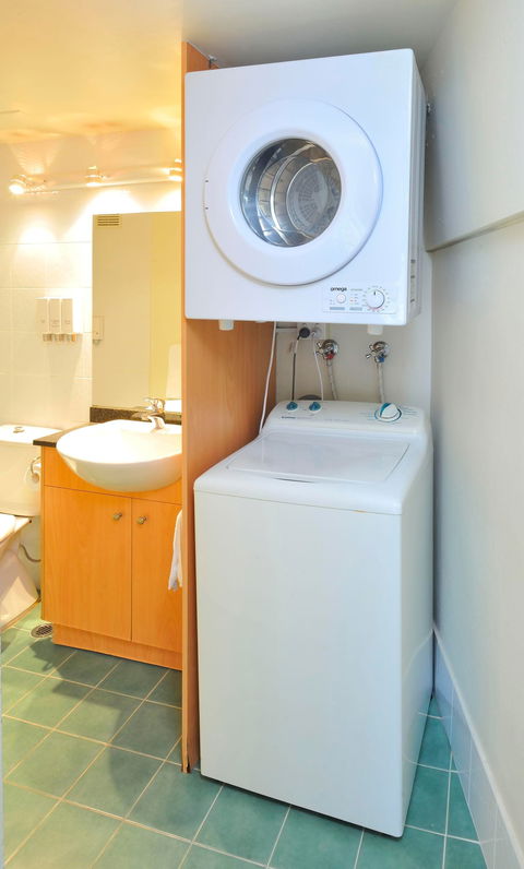 Metro Apartments On Darling Harbour - Tourism Canberra 12